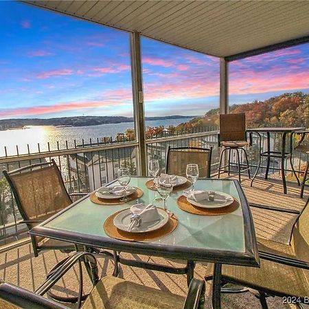Gourgeous Lake Views, Amazing Susets, On Main Channel Лейк Озарк Екстериор снимка